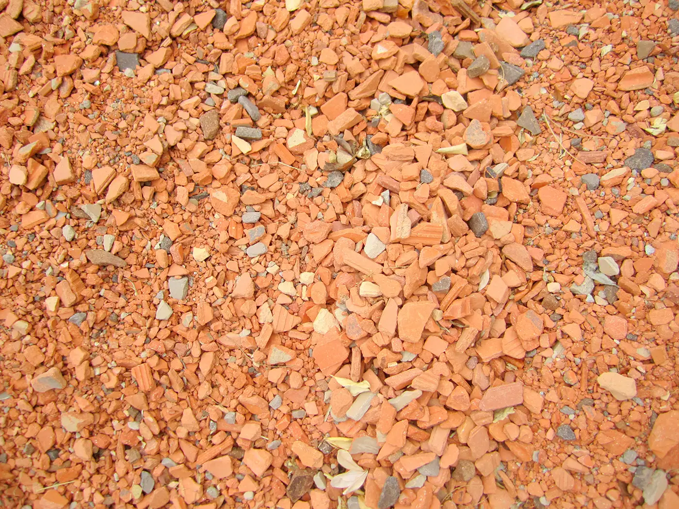 smaltimento-detriti-e-materiali-inerti-novara